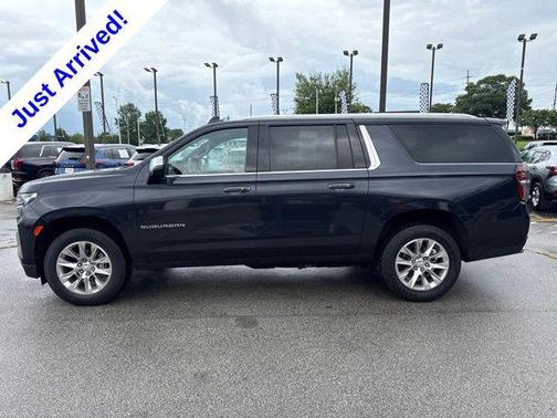 Dark Ash Metallic 2023 Chevrolet Suburban Premier