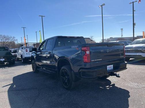2022 Chevrolet Silverado 1500 Custom Trail Boss
