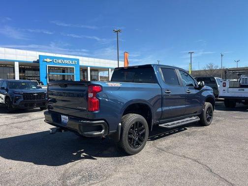 2022 Chevrolet Silverado 1500 Custom Trail Boss