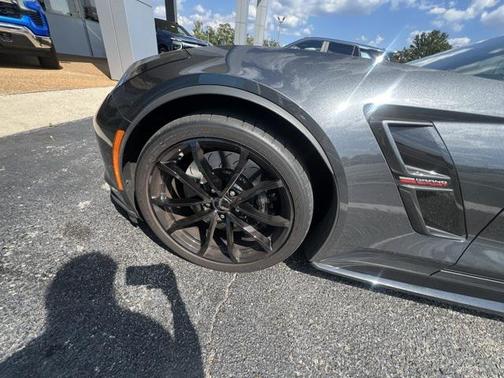 Watkins Glen Gray Metallic 2017 Chevrolet Corvette Grand Sport