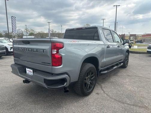 2025 Chevrolet Silverado 1500 Custom