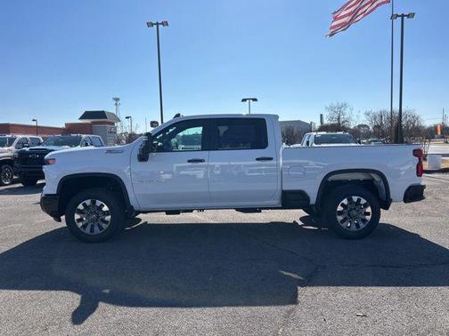 2026 Chevrolet Silverado 2500 Custom