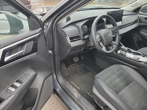 2025 Mitsubishi Outlander SE 2.5 S-AWC