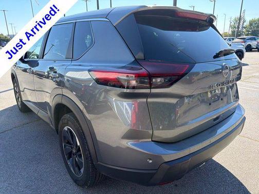 Gun Metallic 2025 Nissan Rogue SV