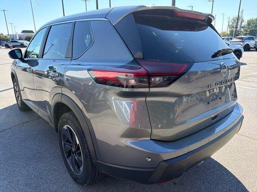Gun Metallic 2025 Nissan Rogue SV