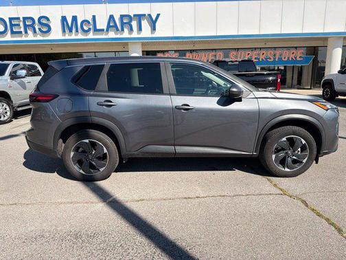 Gun Metallic 2025 Nissan Rogue SV