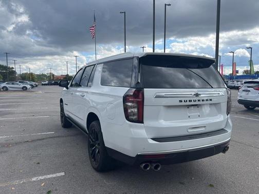 2024 Chevrolet Suburban 4WD High Country
