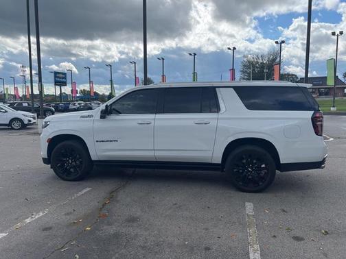 2024 Chevrolet Suburban 4WD High Country