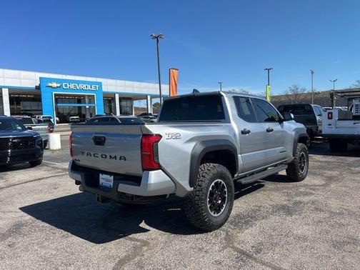 2025 Toyota Tacoma TRD Off Road
