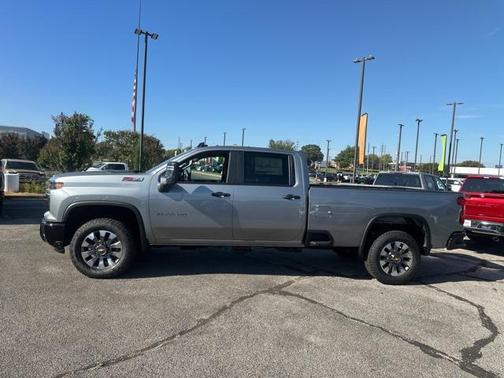 2025 Chevrolet Silverado 2500 Custom