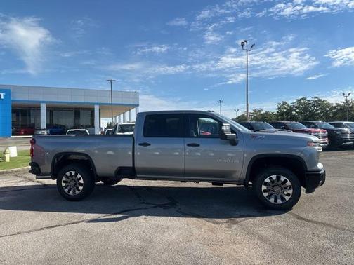 2025 Chevrolet Silverado 2500 Custom