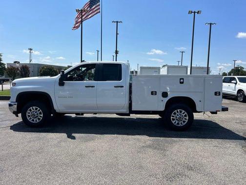 Summit White 2026 Chevrolet Silverado 2500 Double Cab, Long Bed, WT, RWD