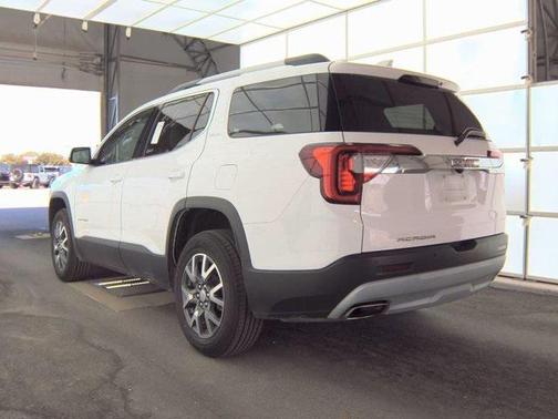 2023 GMC Acadia FWD SLT