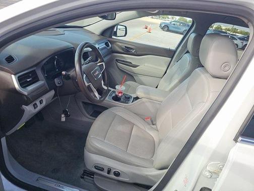 2023 GMC Acadia FWD SLT