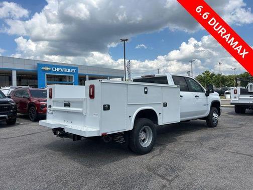 Summit White 2026 Chevrolet Silverado 3500 WT