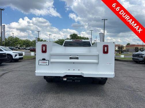 Summit White 2026 Chevrolet Silverado 3500 WT