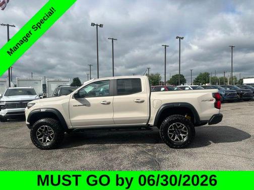 White Sands 2026 Chevrolet Colorado ZR2