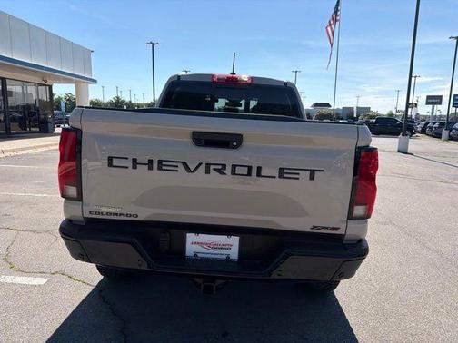 White Sands 2026 Chevrolet Colorado ZR2