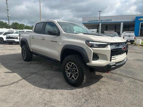 White Sands 2026 Chevrolet Colorado ZR2