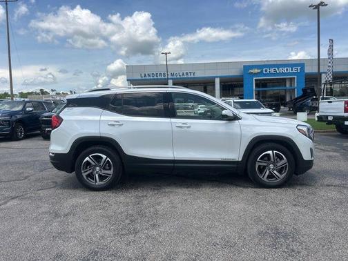 White Frost Tricoat 2020 GMC Terrain SLT