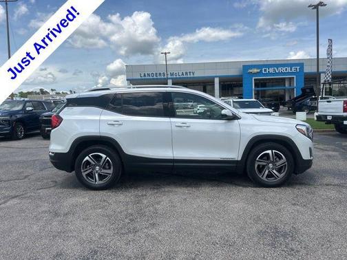 White Frost Tricoat 2020 GMC Terrain SLT