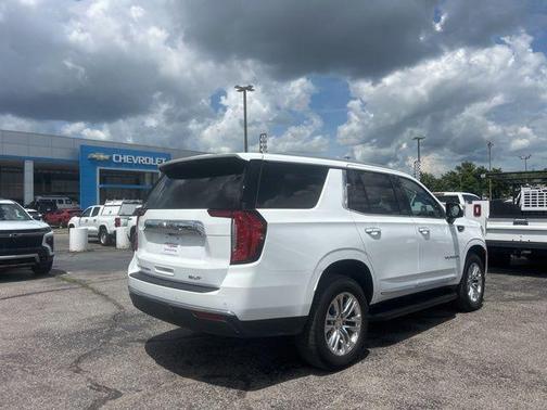 Summit White 2023 GMC Yukon SLT
