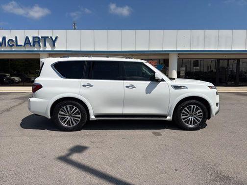 Aspen White Tricoat 2023 Nissan Armada SL 2WD