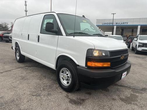 2025 Chevrolet Express 2500 RWD 2500 Regular Wheelbase WT