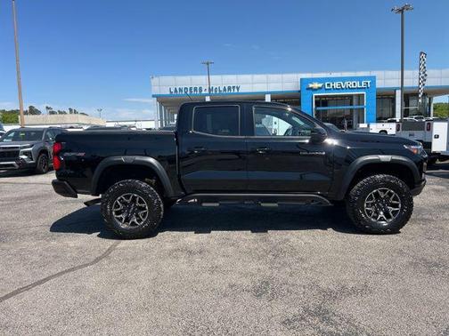 Black 2023 Chevrolet Colorado ZR2