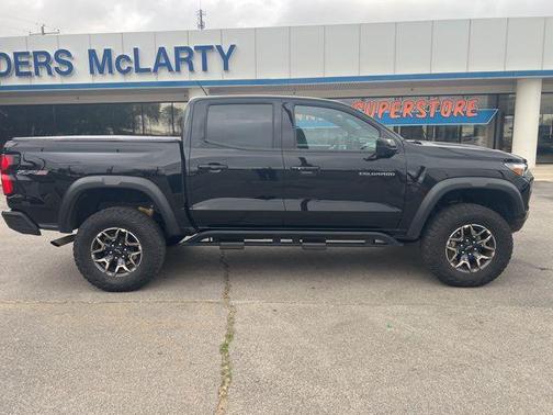Black 2023 Chevrolet Colorado ZR2