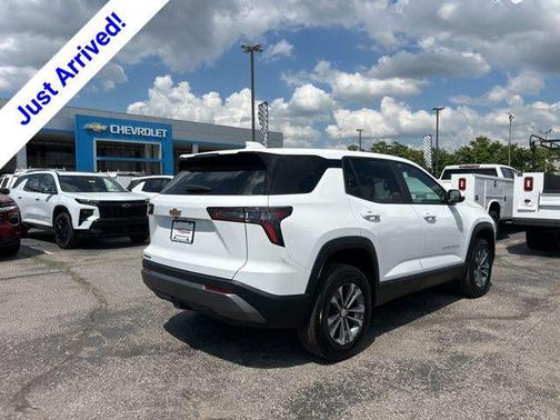 Summit White 2026 Chevrolet Equinox 1LT