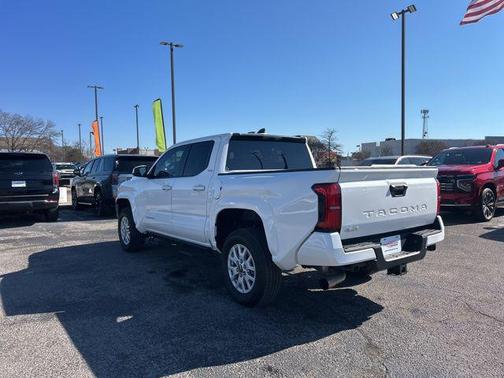 2025 Toyota Tacoma SR5