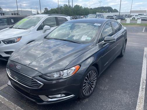 2017 Ford Fusion SE