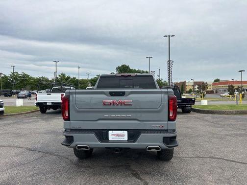 Thunderstorm Gray 2024 GMC Sierra 1500 AT4