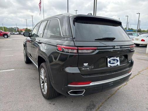 Rocky Mountain Pearlcoat 2023 Jeep Grand Cherokee Summit