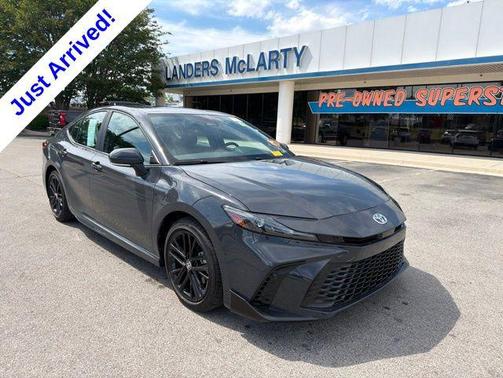 Underground 2025 Toyota Camry SE
