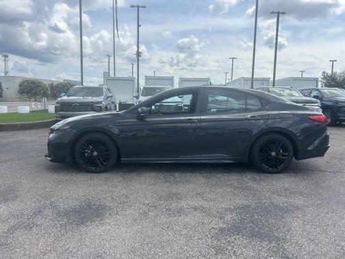 Underground 2025 Toyota Camry SE