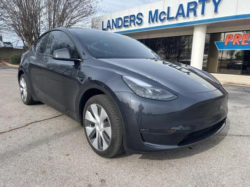 2024 Tesla Model Y Long Range Dual Motor All-Wheel Drive