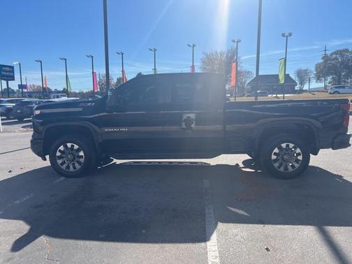 2024 Chevrolet Silverado 2500 Custom