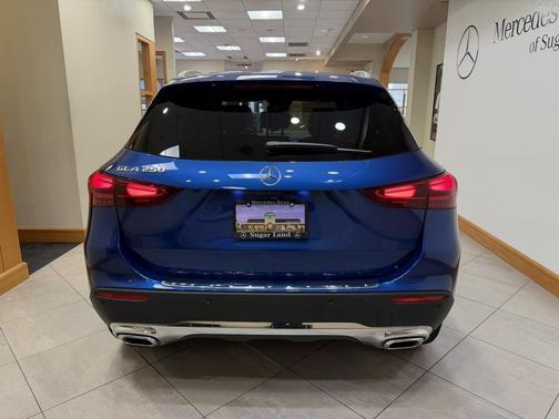 2025 Mercedes-Benz GLA 250 4MATIC