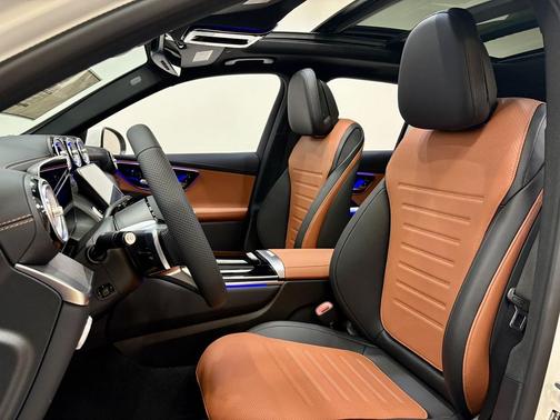 2026 Mercedes-Benz GLC 300 Base