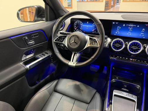Cirrus Silver Metallic 2025 Mercedes-Benz GLA 250 4MATIC
