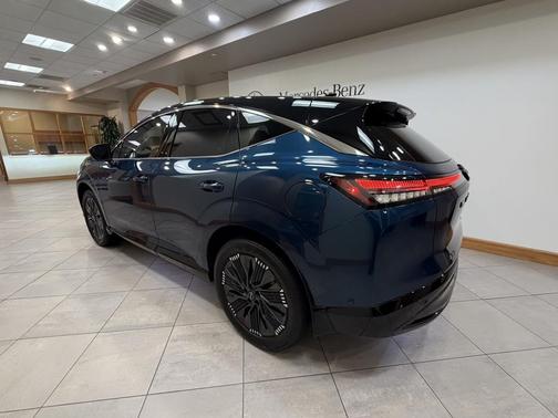 2025 Nissan Murano Platinum