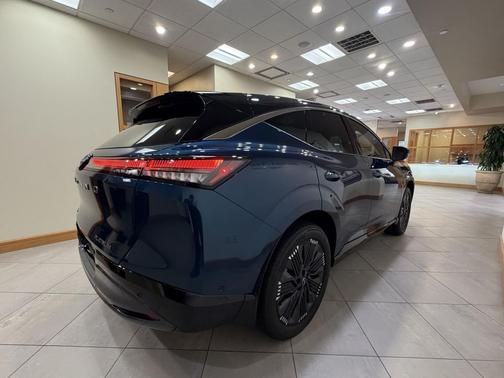 2025 Nissan Murano Platinum