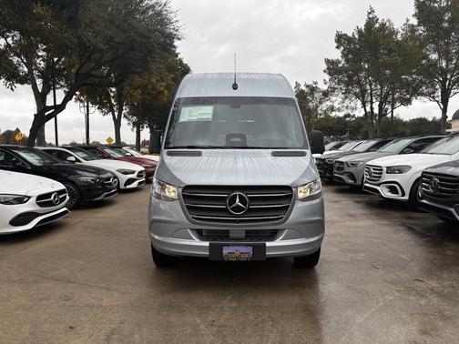 2026 Mercedes-Benz Sprinter 2500 High Roof