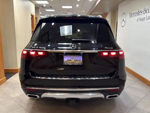 Obsidian Black Metallic 2025 Mercedes-Benz GLS 450 4MATIC