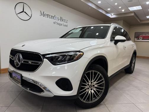 Polar White 2025 Mercedes-Benz GLC 300 Base