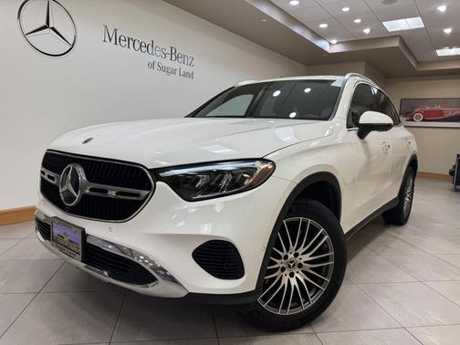 2025 Mercedes-Benz GLC 300 Base