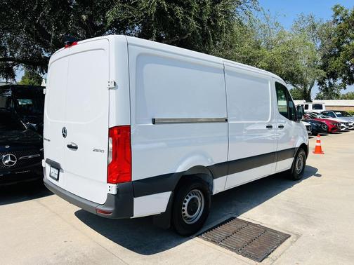 2024 Mercedes-Benz Sprinter 2500 Standard Roof