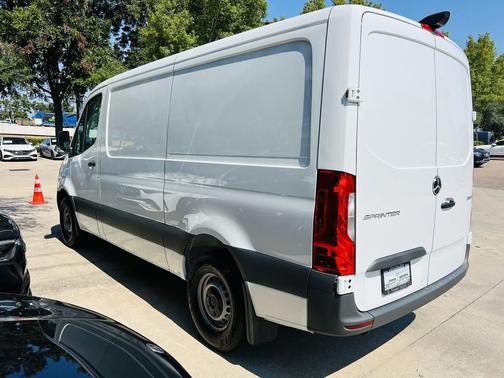 2024 Mercedes-Benz Sprinter 2500 Standard Roof